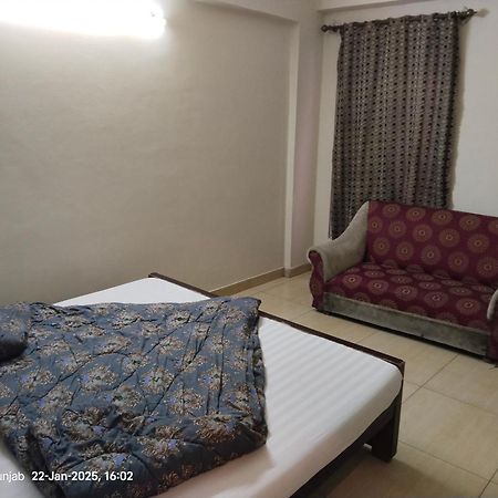Shahzad Hotel Rawalpindi Ngoại thất bức ảnh